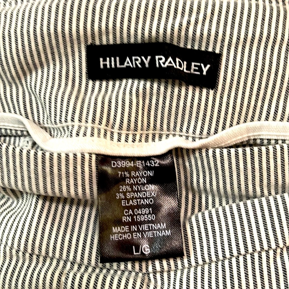 Hillary Radley stretchy striped shorts L.